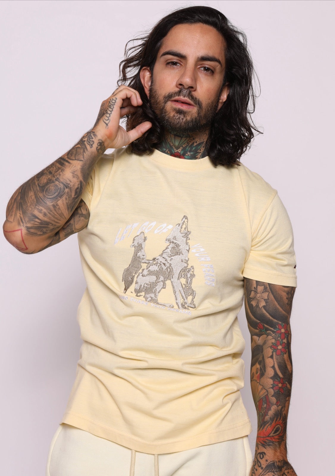 Wolf T-Shirt - Pastel Yellow