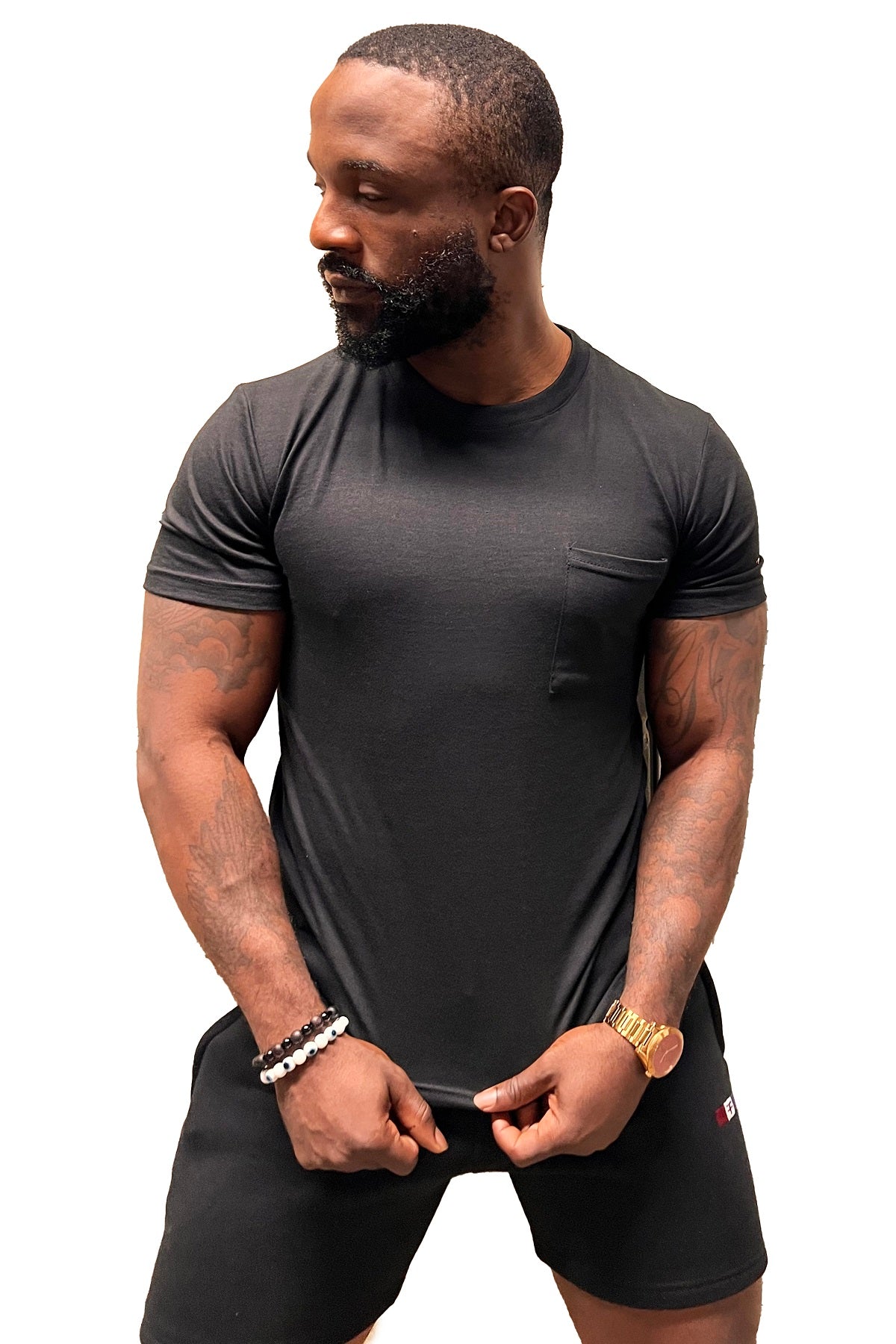 Basic slim fit t-shirt with chest pockets